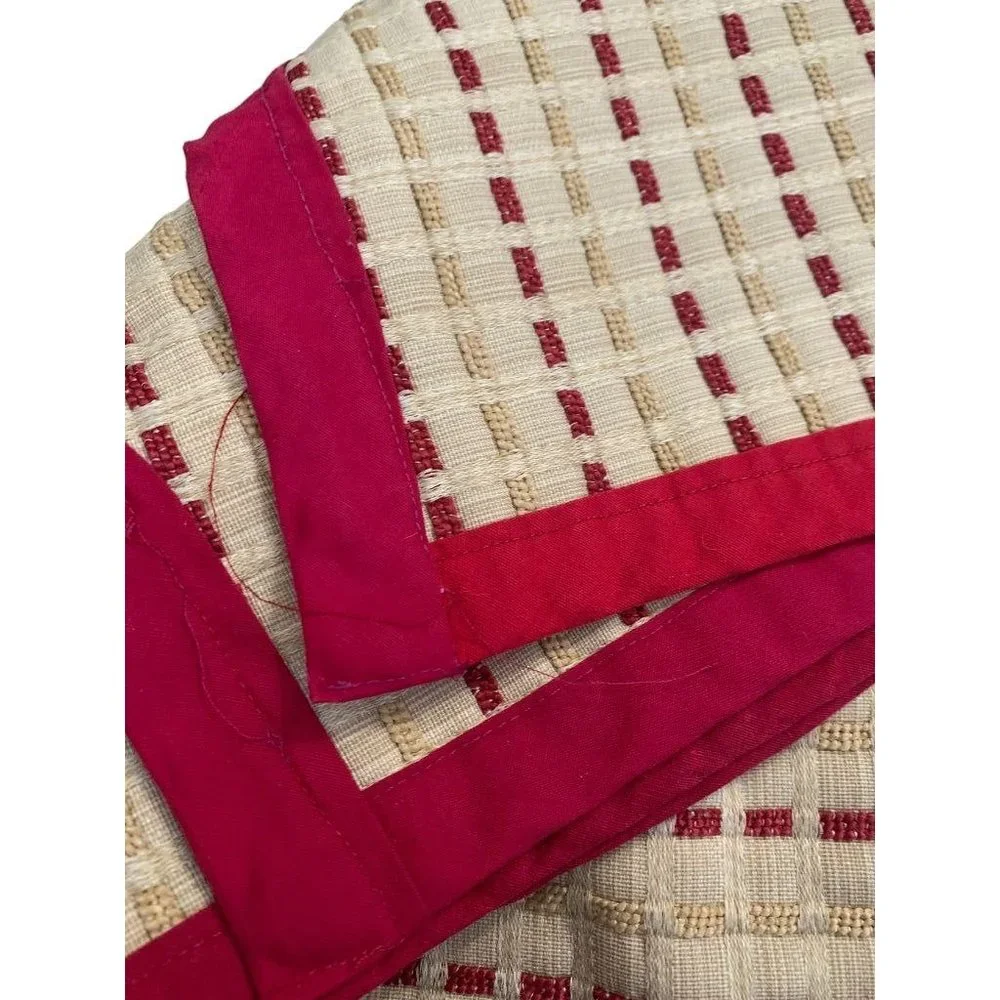 Set of 4 Woven Placemats Table Linens Red Tan 17 1/4